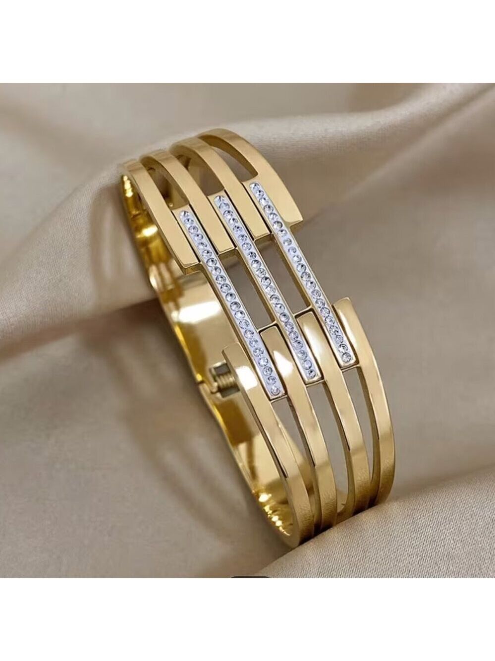 Multi-layer line with wide edition 18K Gold Plated Stainless Steel Bracelet